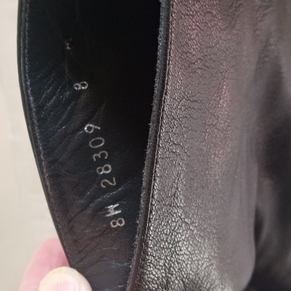 On hold Stuart Weitzman Boots - Picture 8 of 8